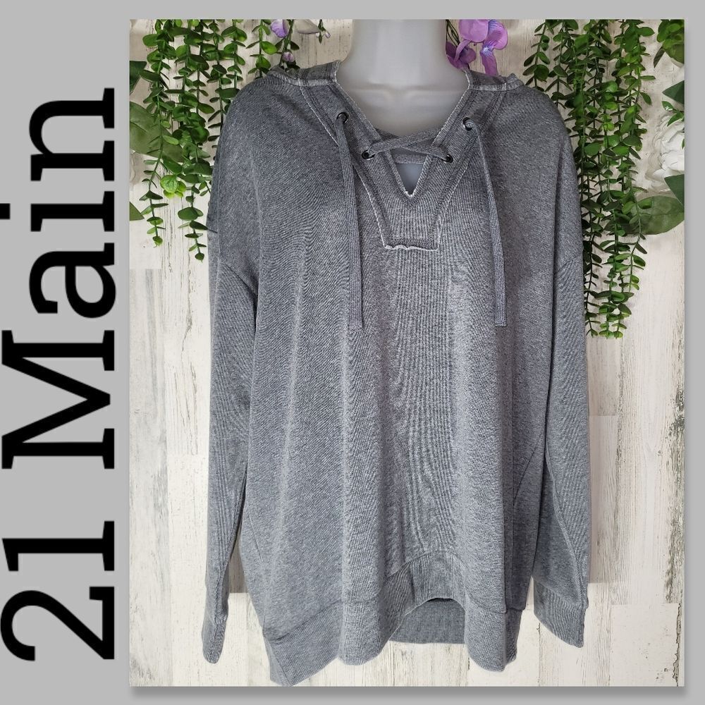 NWT 21 Main Pullover Hoodie